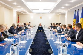 Maia Sandu a discutat cu reprezentanții Confederaţiei Naţionale a Sindicatelor despre referendumul privind aderarea la UE